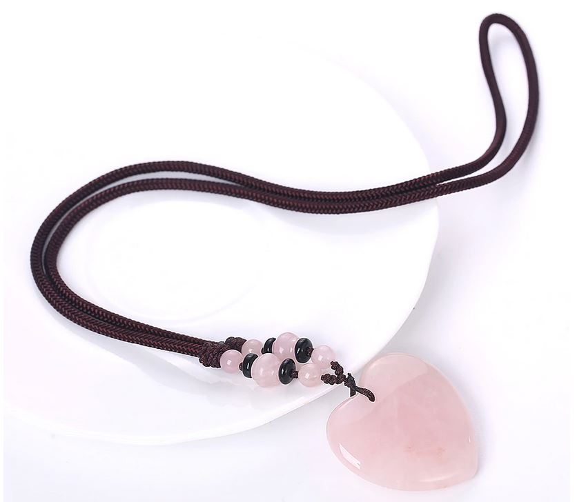 rose-necklace.1_S4NU7ID4FDZC.JPG